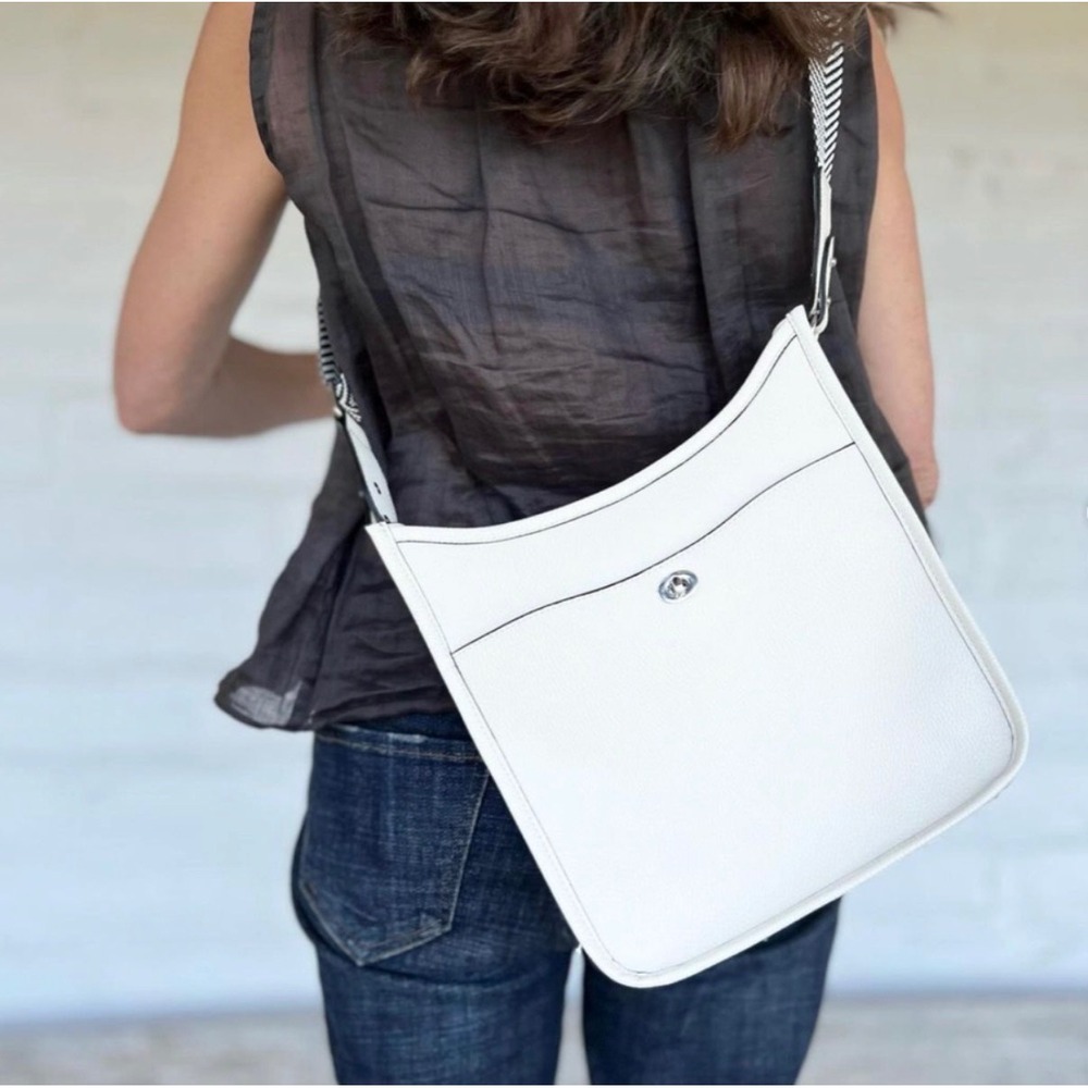 Rae Dunn Crossbody Bag Women Medium White Chevron Guitar Strap Messenger - Picture 2 of 11